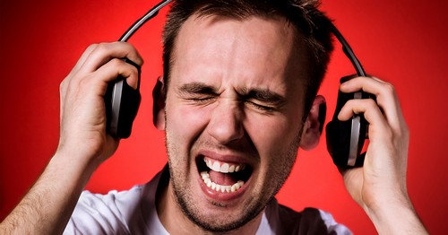 Максимальный звук в наушниках