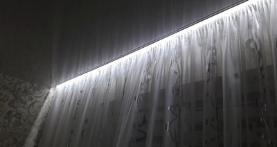 Скрытый карниз с подсветкой